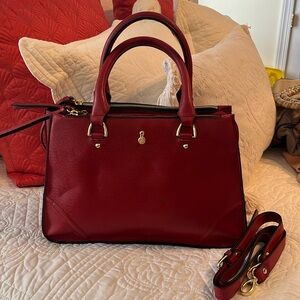 London Fog Red purse- lots of compartments!